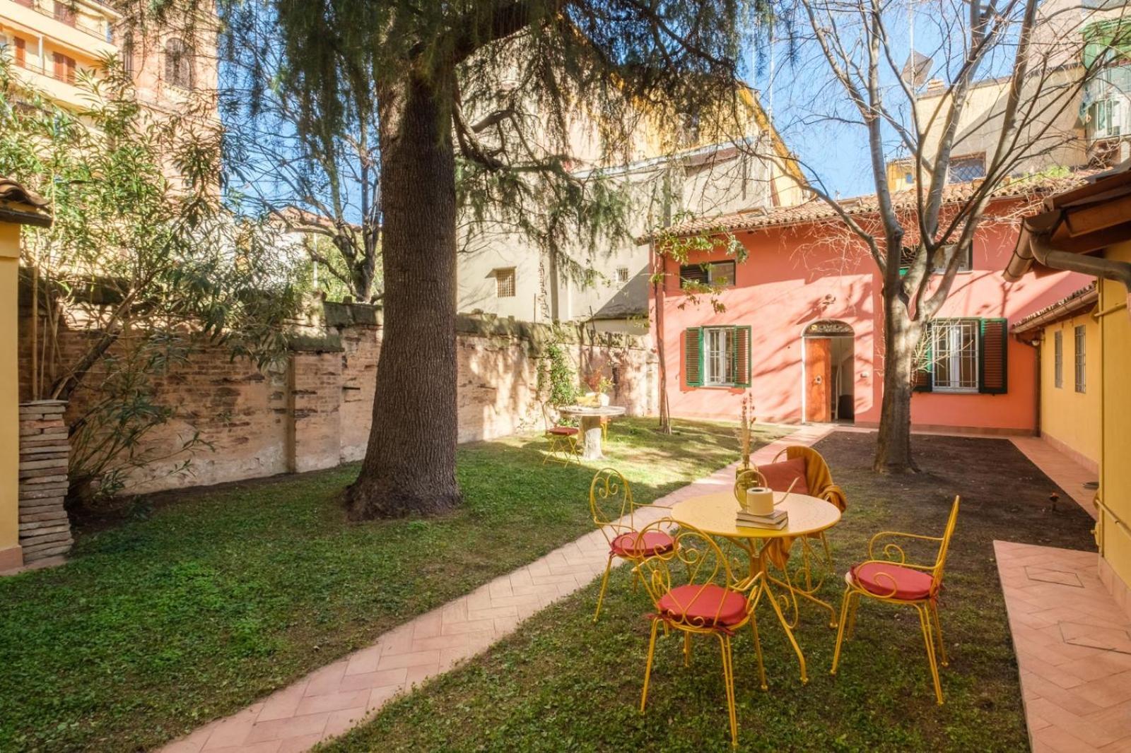 Piazza Maggiore - Il Sentiero Apartment With Private Garden Bolonia Exterior foto